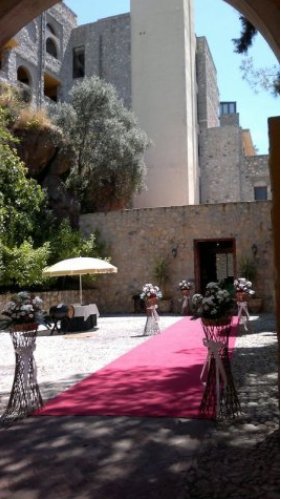 the entrance to el castillo swingers hotel malaga